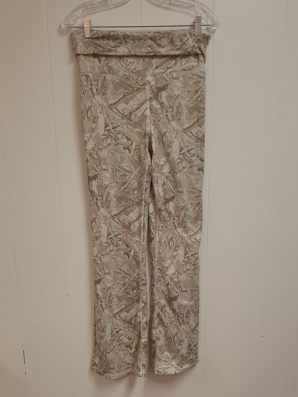 Free People Free For All Cream & Lt. Brown Camo Print Leggings Sz L Super Soft!